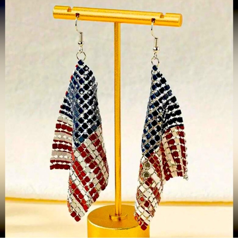 Patriotic American Flag Stars & Stripes Dangle Earrings, American Flag Earrings